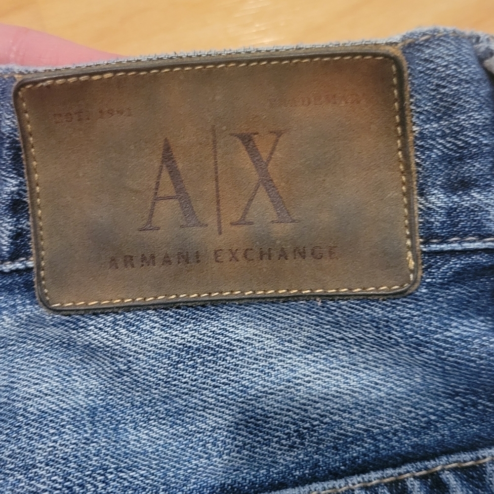 Armani Exchange Men's Relaxed Leg Jeans Size 33 - Picture 9 of 9